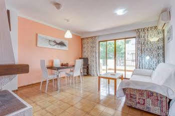 Apartamentos Obrador Colonia de Sant Jordi ภายนอก รูปภาพ